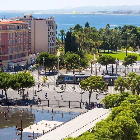 A Louer Au Coeur Du Carre Dor A Nice, Rue Dalpozzo A 150 Metres Des Plages Appartamento *